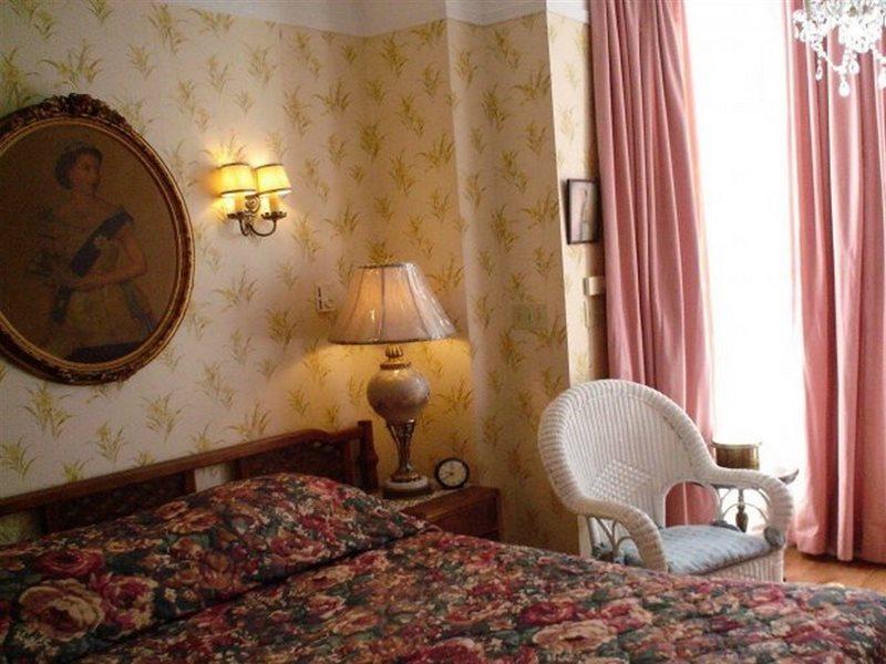 Bed and Breakfast Pimblett'S Toronto Downtown Bed &Breakfast Экстерьер фото