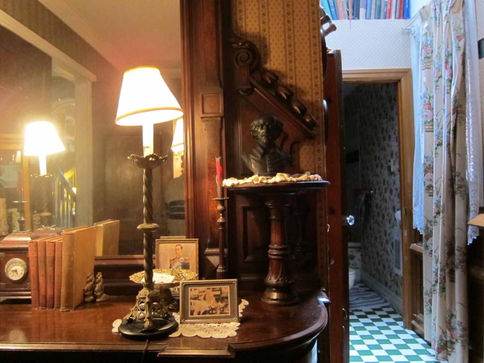 Bed and Breakfast Pimblett'S Toronto Downtown Bed &Breakfast Экстерьер фото