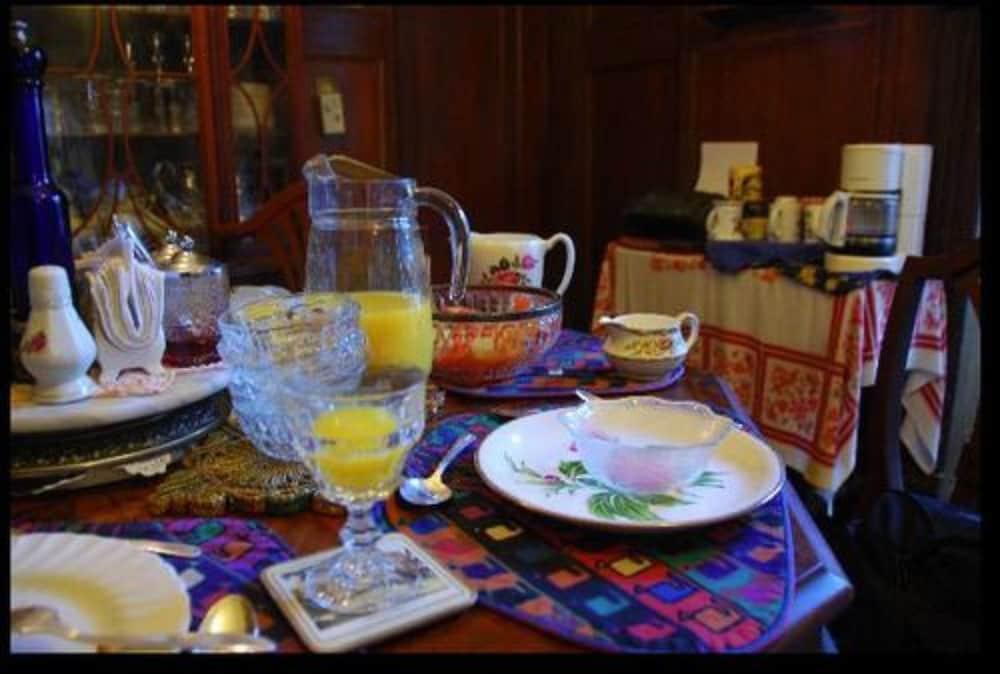 Bed and Breakfast Pimblett'S Toronto Downtown Bed &Breakfast Экстерьер фото